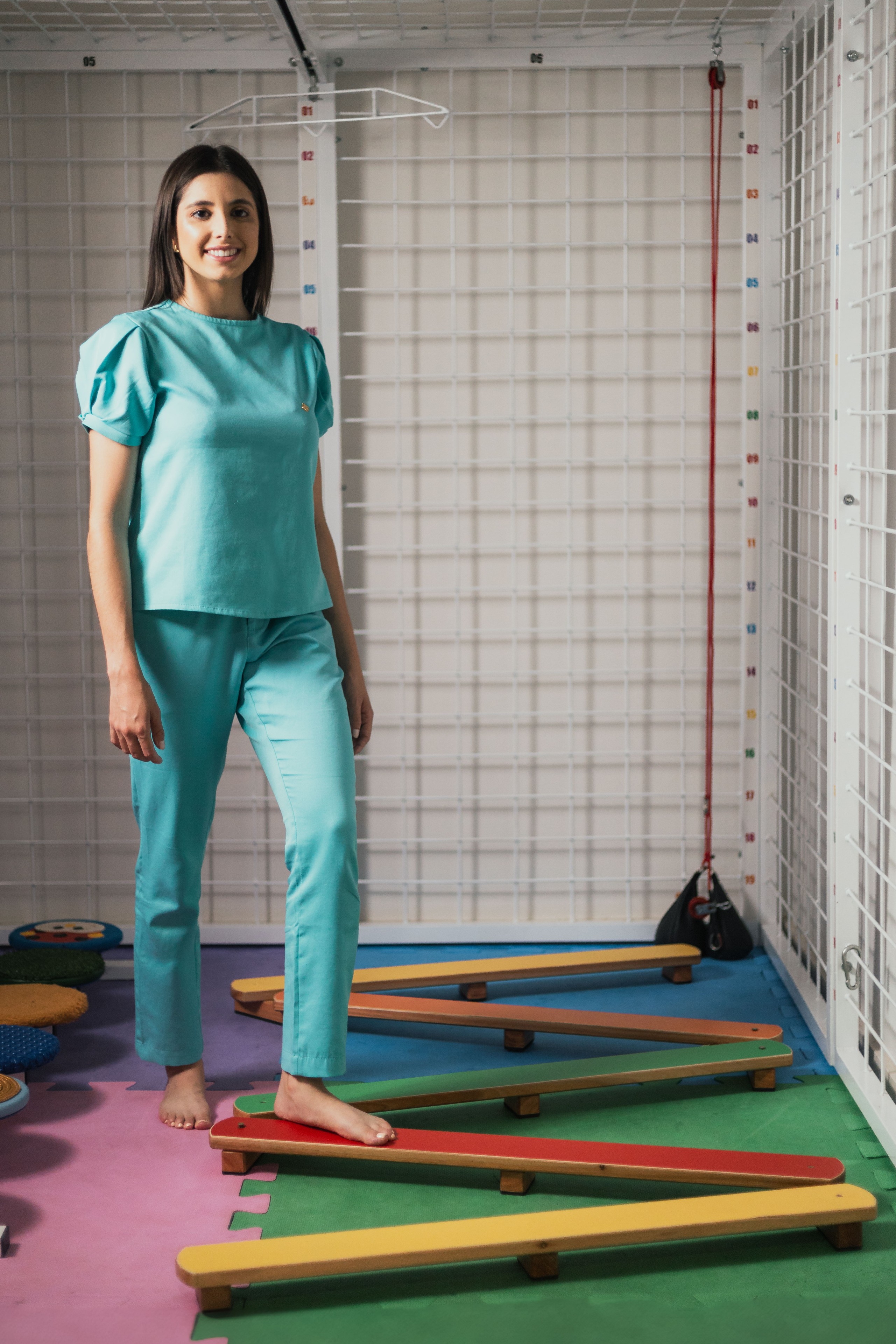 Júlia Toni em sua sala de atendimento